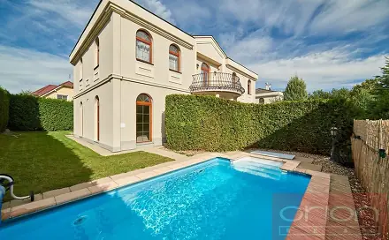 Pronájem domu 243 m² s pozemkem 328 m², Nebušická, Praha 6 - Nebušice