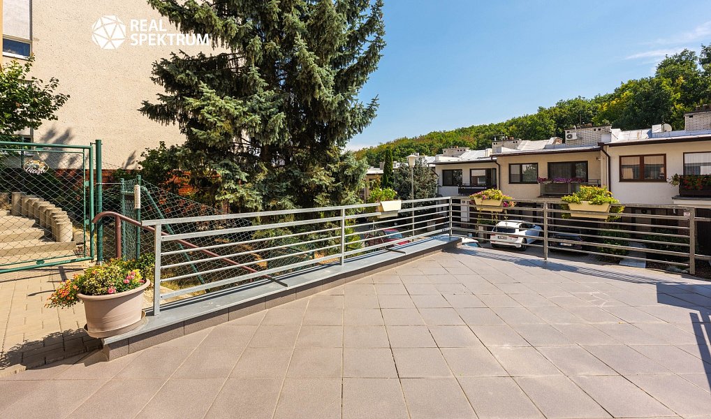 Prodej domu 217 m² s pozemkem 349 m², Brno – náhled fotky 4