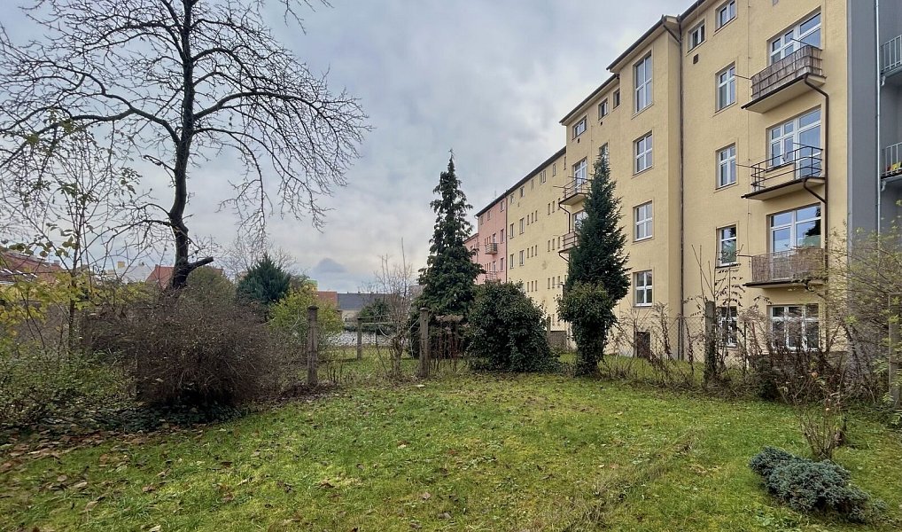 Prodej domu 450 m² s pozemkem 100 m², Slaný – náhled fotky 17