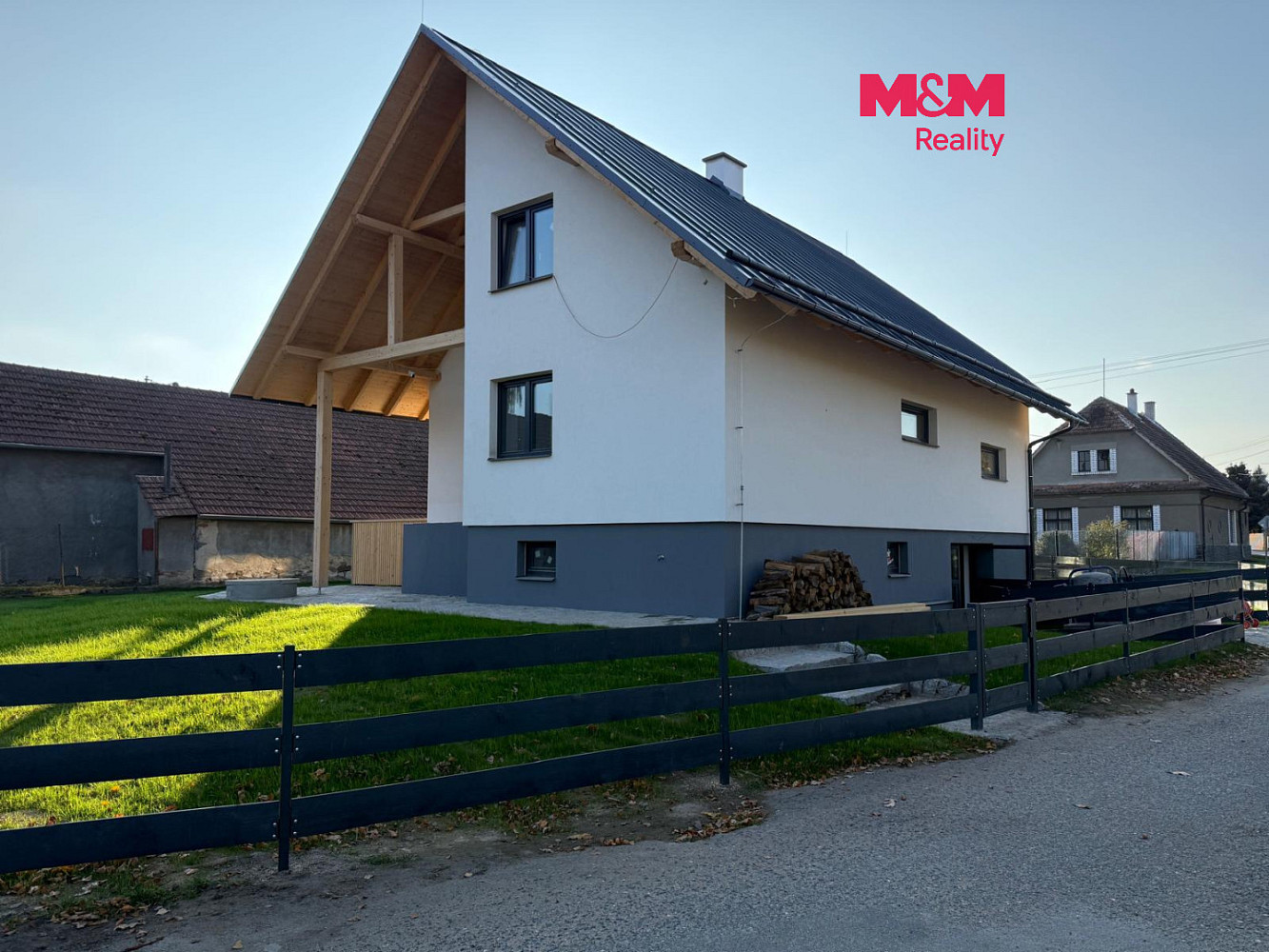 Prodej domu 180 m² s pozemkem 600 m²