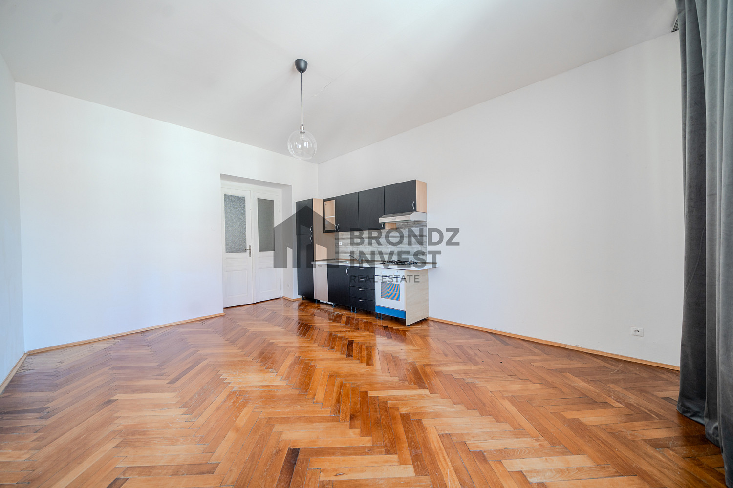 Pronájem bytu 3+kk 90 m² — photo 3