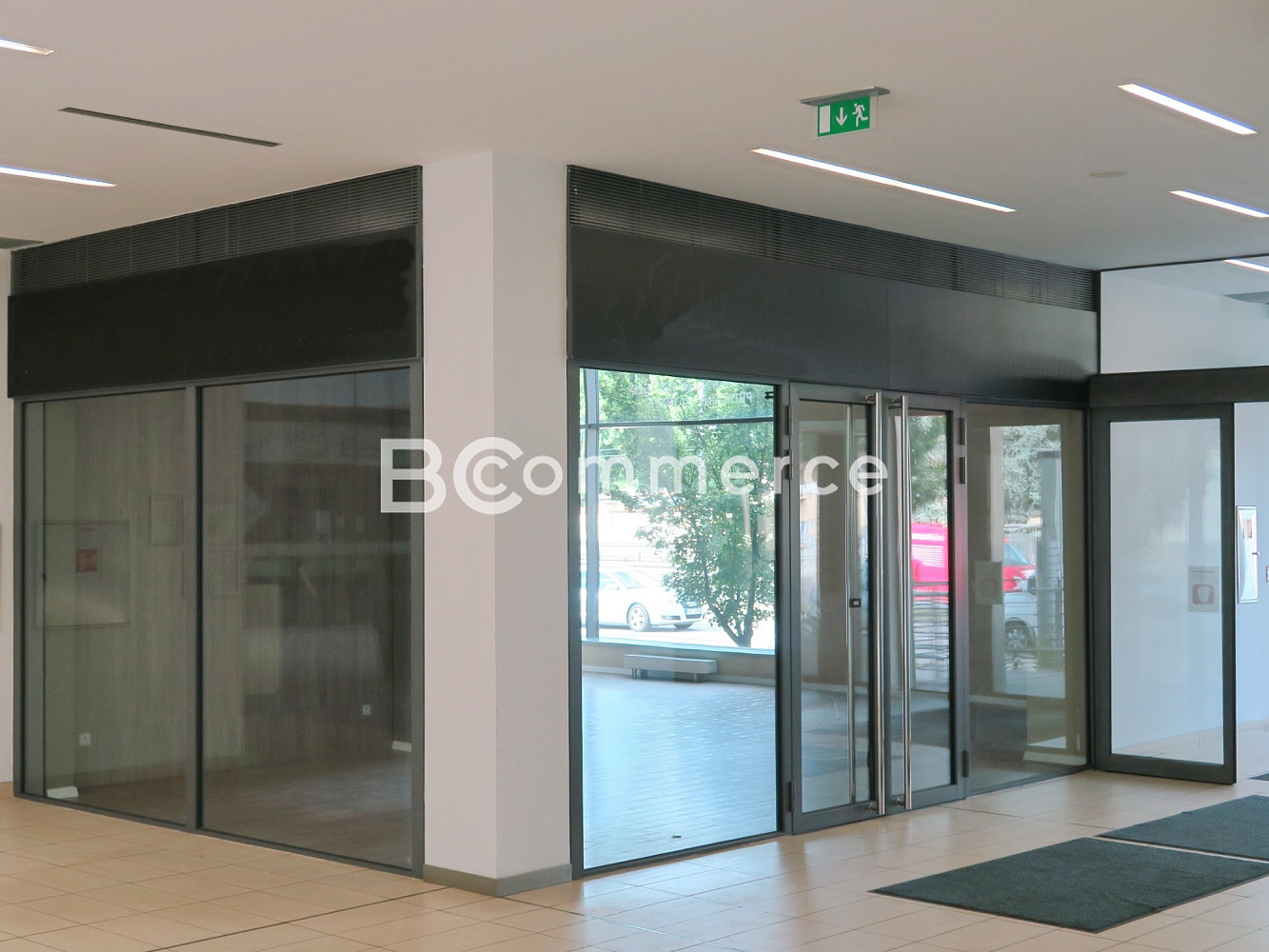 Pronájem obchodních prostor 214 m² – fotografie 3