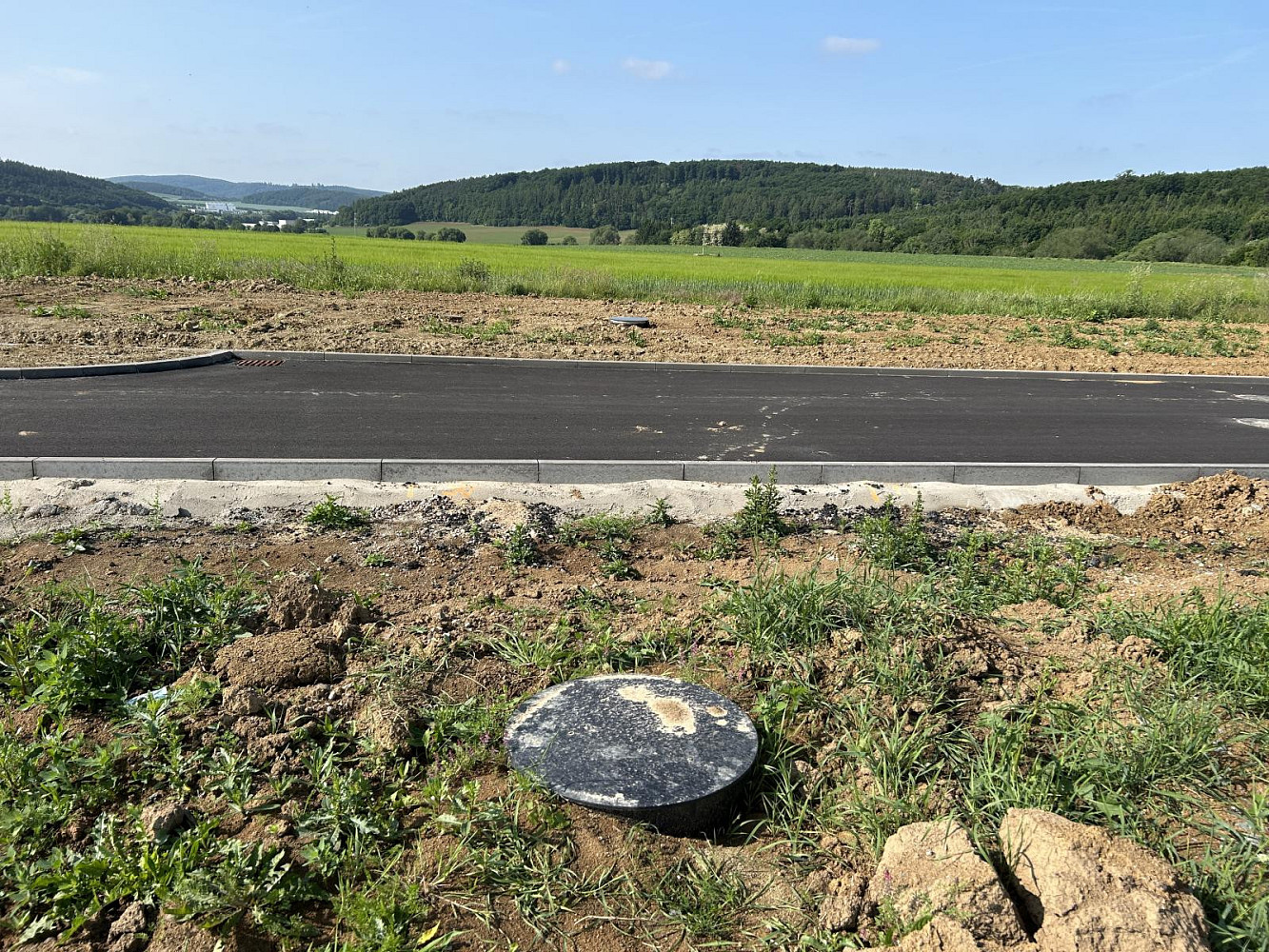 Prodej stavebního pozemku 900 m² – fotografie 4