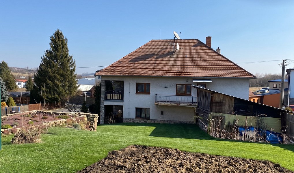 Prodej domu 280 m² s pozemkem 1 010 m², Lípa – náhled fotky 3