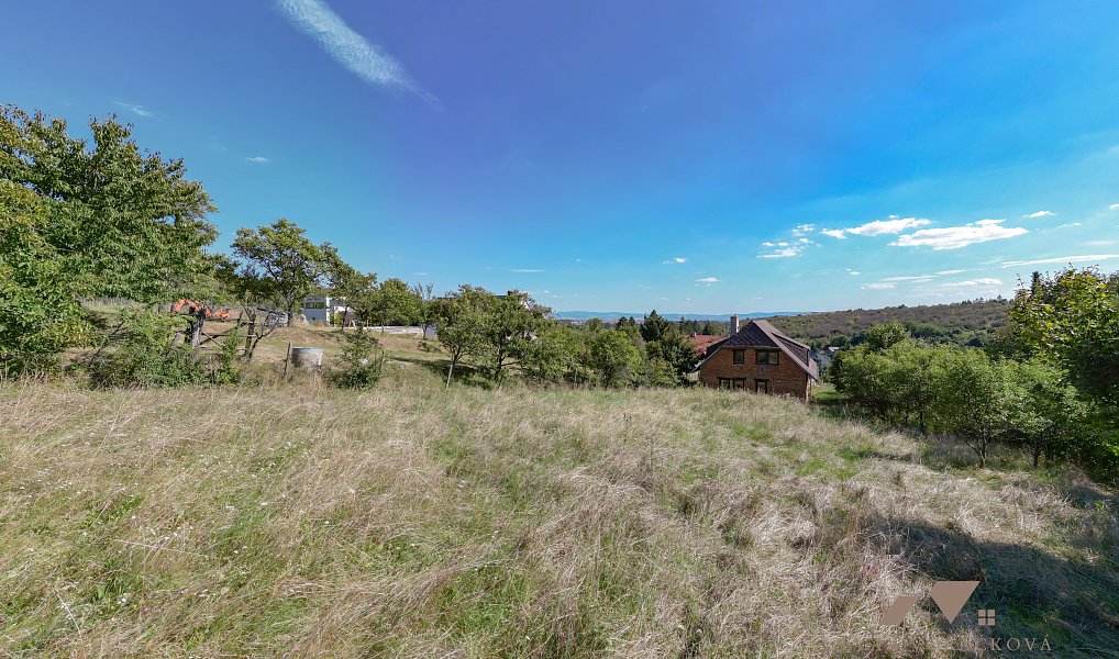 Prodej stavebního pozemku 1 217 m², Buchlovice – náhled fotky 2