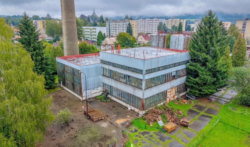Prodej výrobních prostor 852 m², Nové Město pod Smrkem – náhled fotky 8
