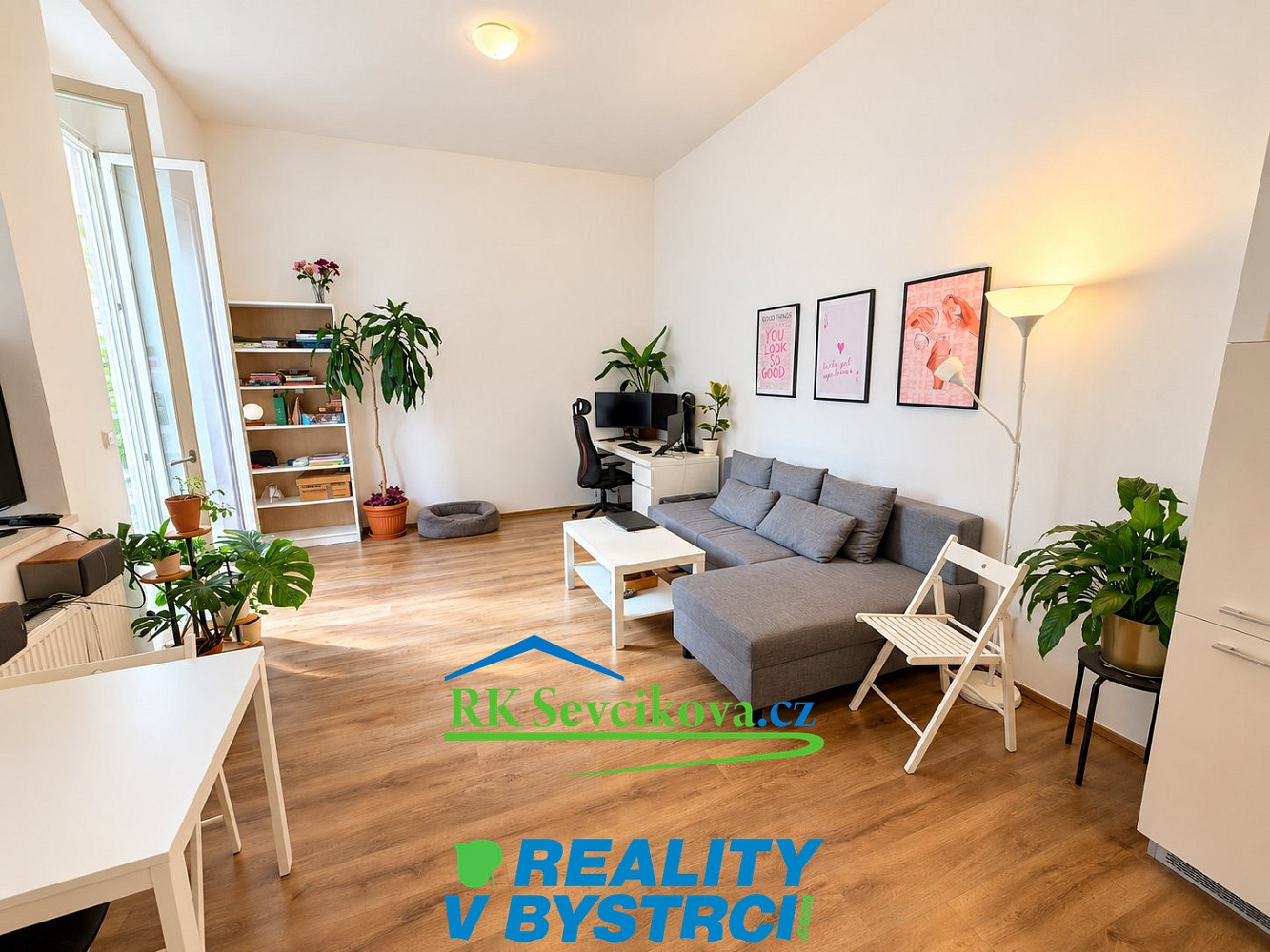 Pronájem bytu 2+kk 45 m² – fotografie 2