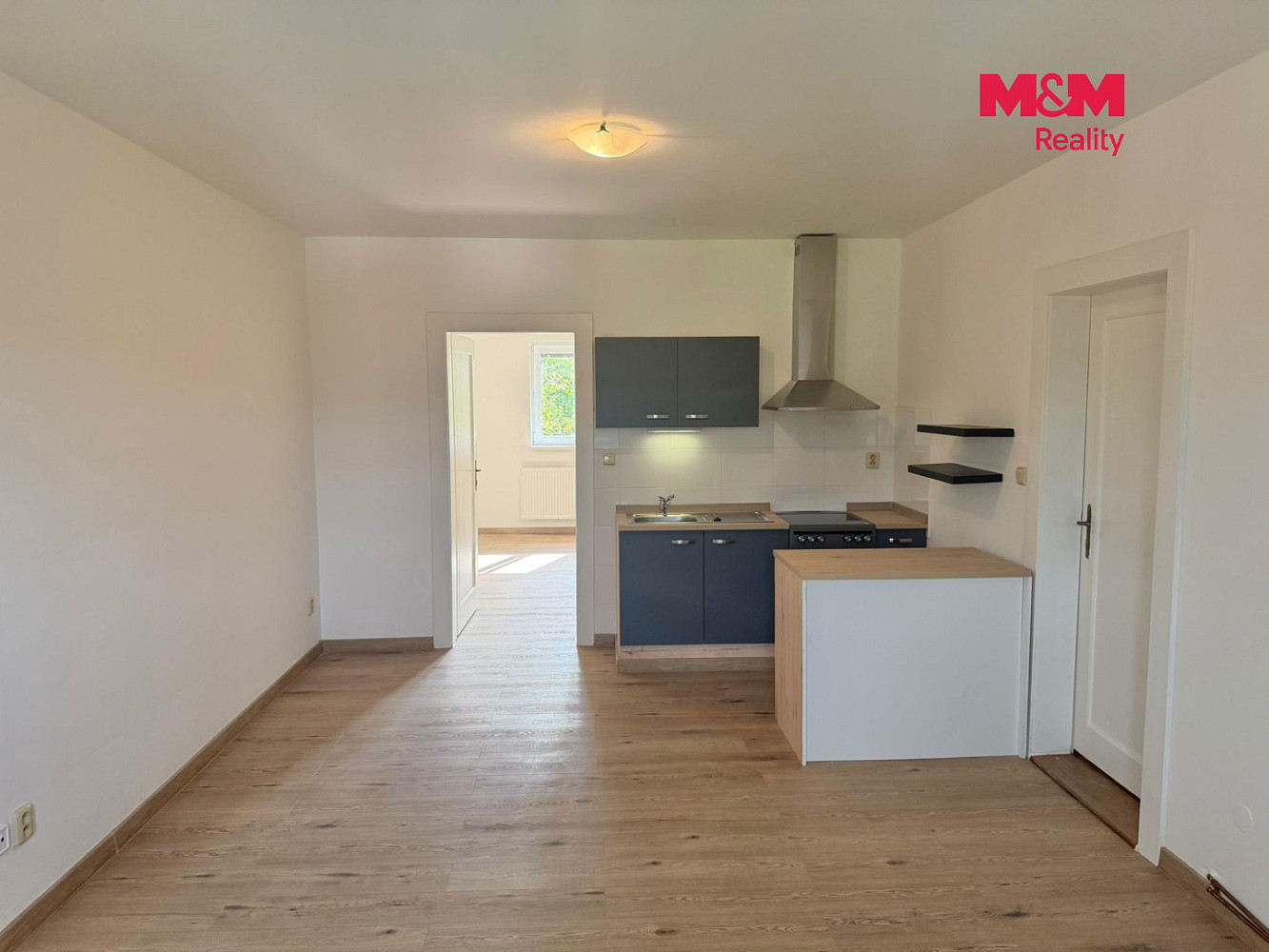 Pronájem bytu 2+kk 48 m² – fotografie 3