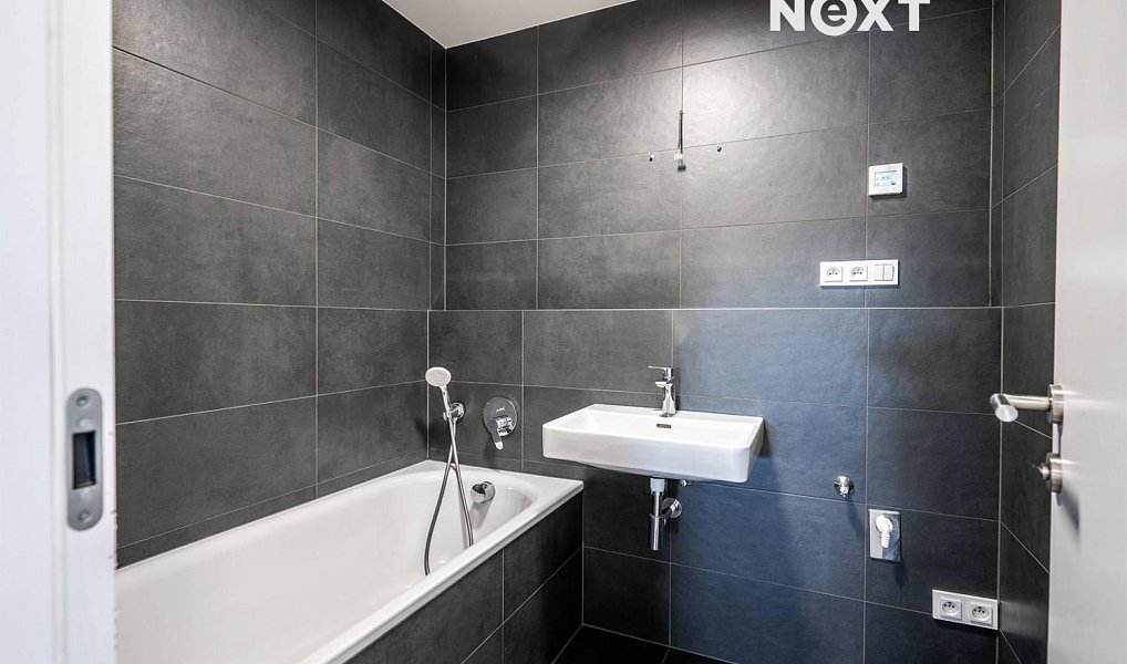 Prodej bytu 3+kk 196 m², Hradec Králové – náhled fotky 17