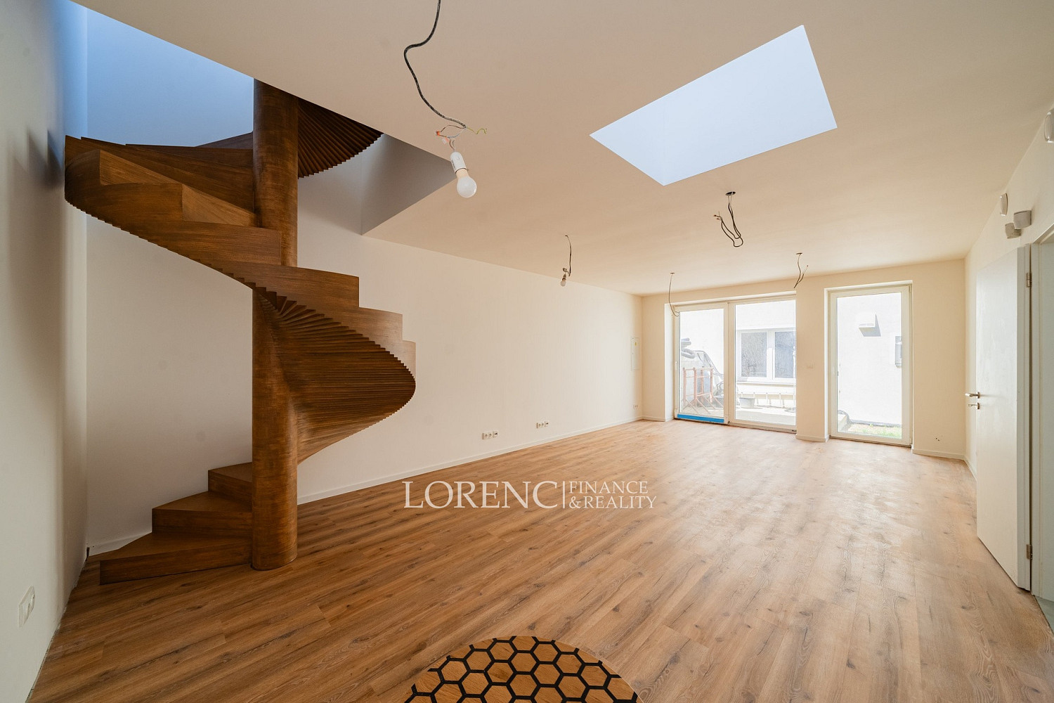Pronájem kanceláře 156 m²