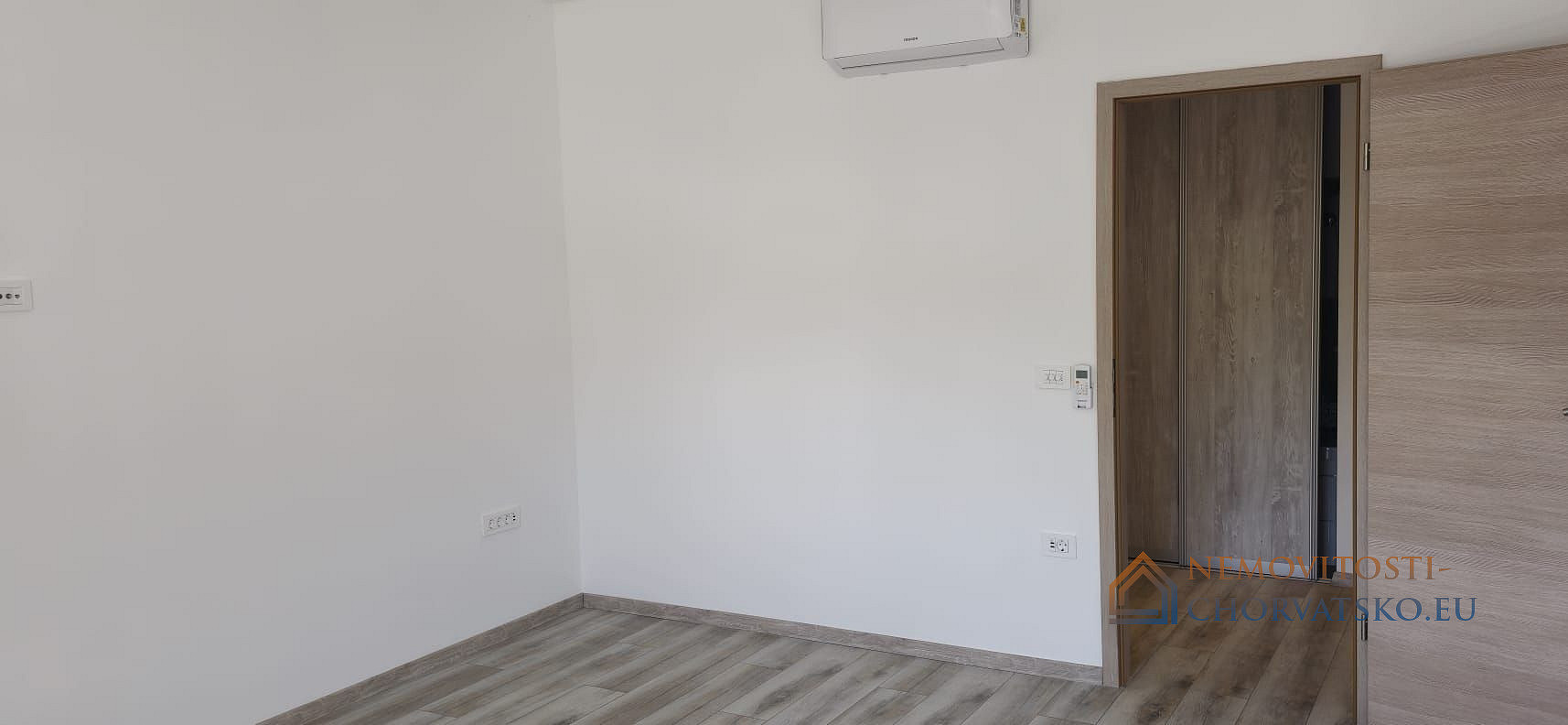 Prodej bytu 2+kk 73 m² – pohled 5