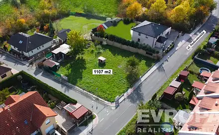 Prodej stavebního pozemku 1 107 m², Kolín
