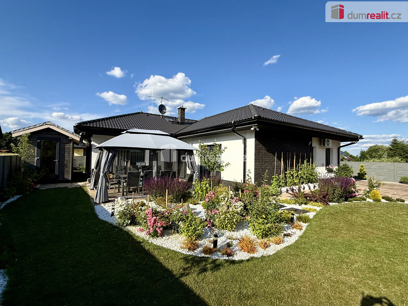 Prodej domu 140 m² s pozemkem 842 m²