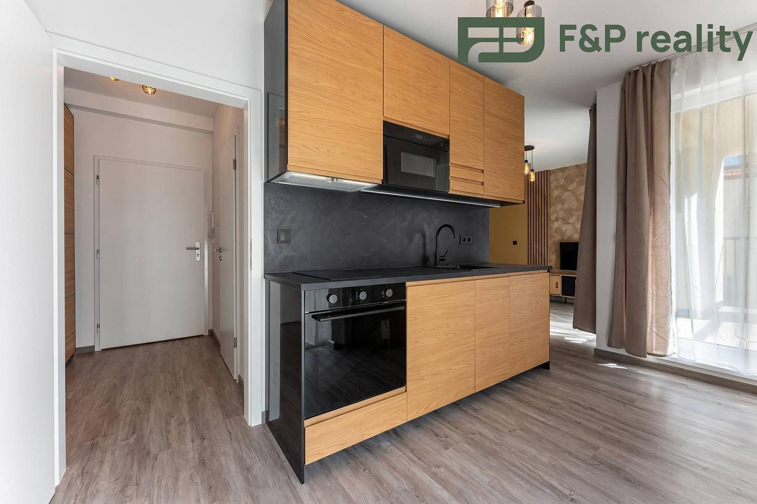 Pronájem bytu 1+1 39 m² – fotografie 3