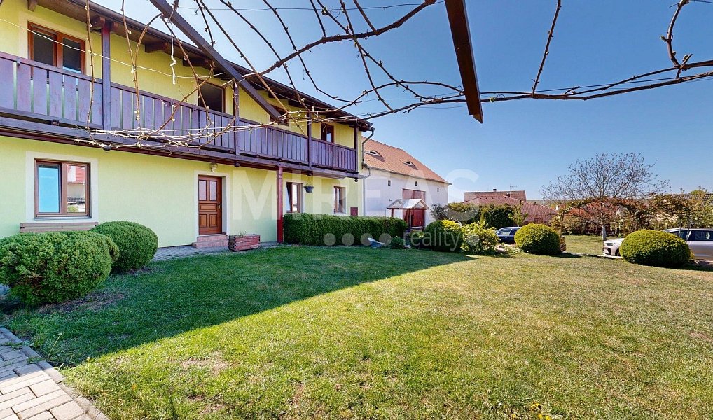 Prodej domu 158 m² s pozemkem 1 592 m², Březno – náhled fotky 25