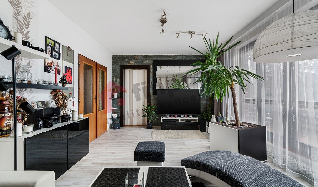 Prodej domu 335 m² s pozemkem 542 m², Telnice – náhled fotky 18