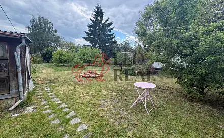 Prodej stavebního pozemku 630 m², Lišická, Praha 9 - Újezd nad Lesy