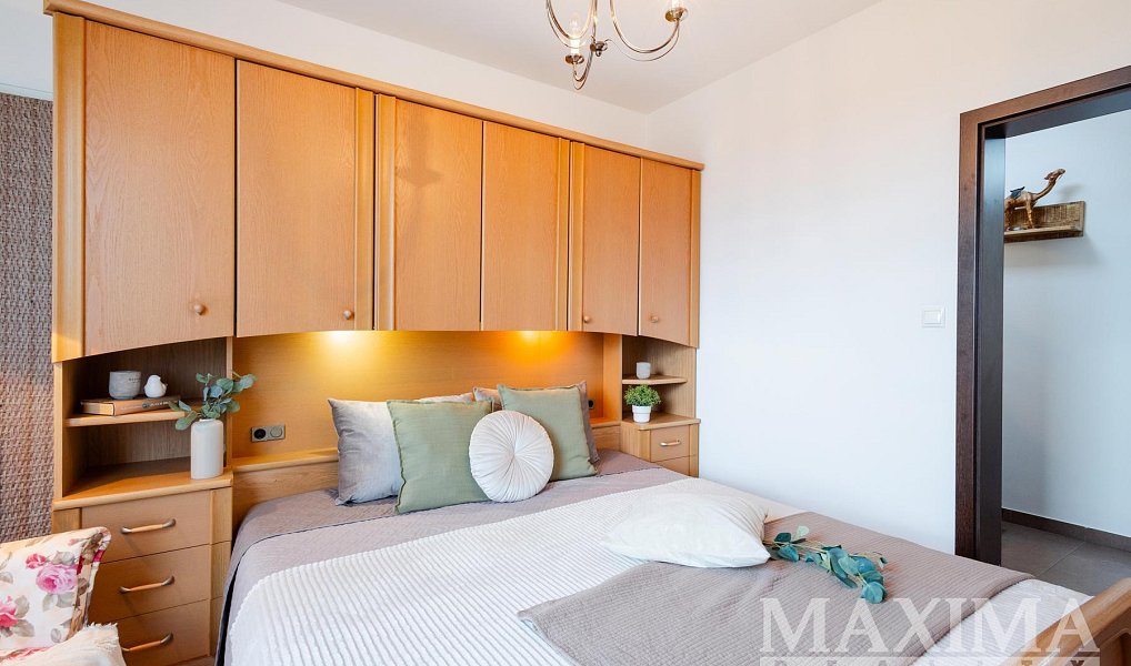 Prodej bytu 4+kk 189 m², Praha – náhled fotky 21