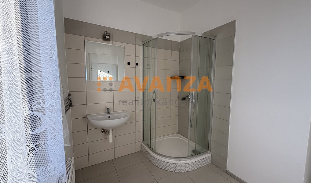 Pronájem bytu 2+1 75 m², Děčín – náhled fotky 4