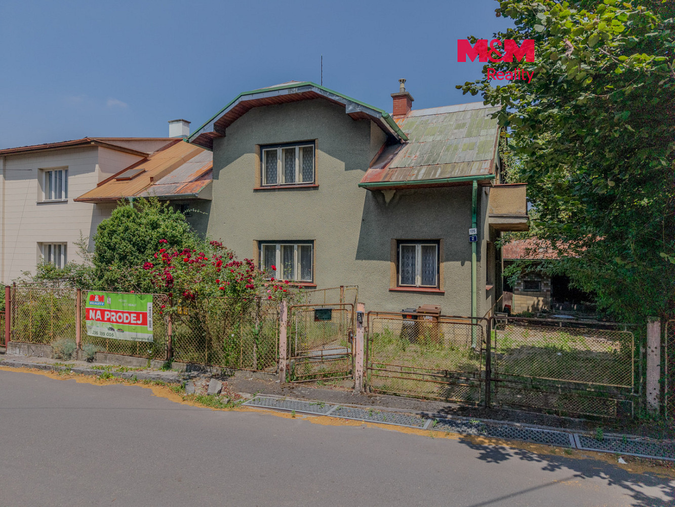 Prodej domu 206 m² s pozemkem 1 247 m²