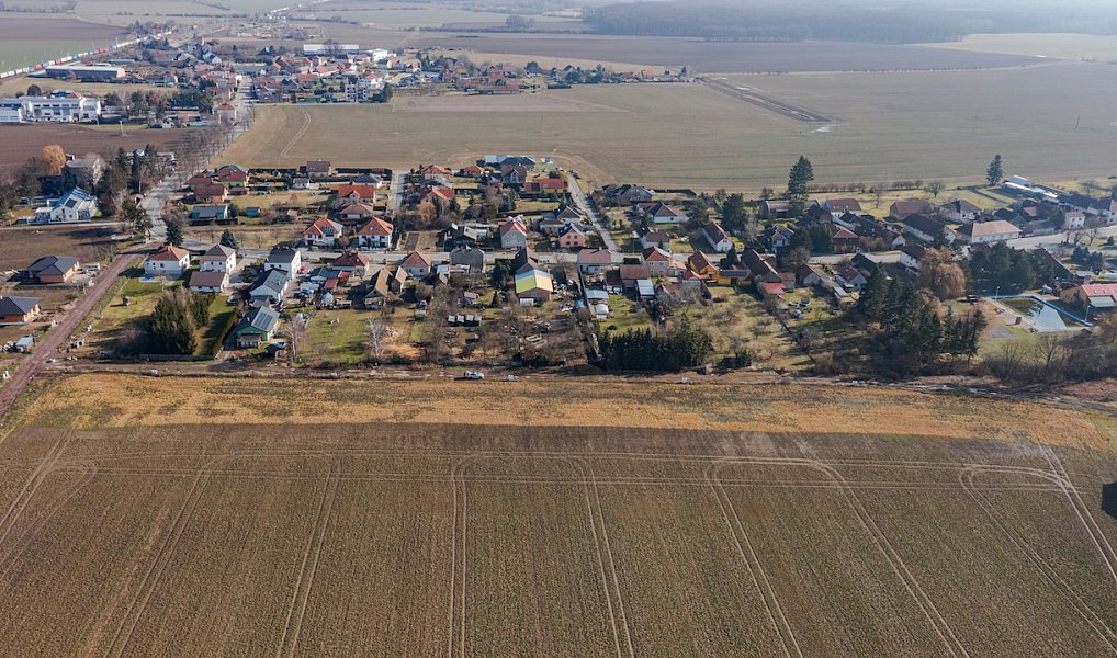 Prodej stavebního pozemku 1 000 m², Chudeřice – náhled fotky 14