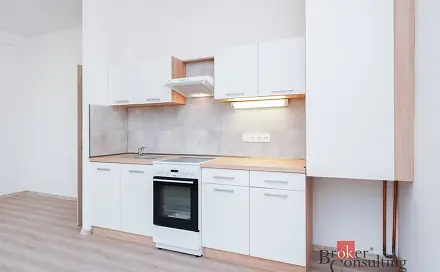 Pronájem bytu 2+kk 52 m², Mlékojedy, okres Litoměřice