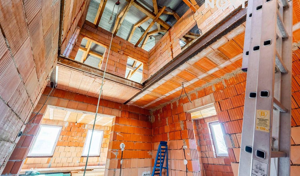 Prodej domu 252 m² s pozemkem 2 968 m², Smilovice – náhled fotky 22