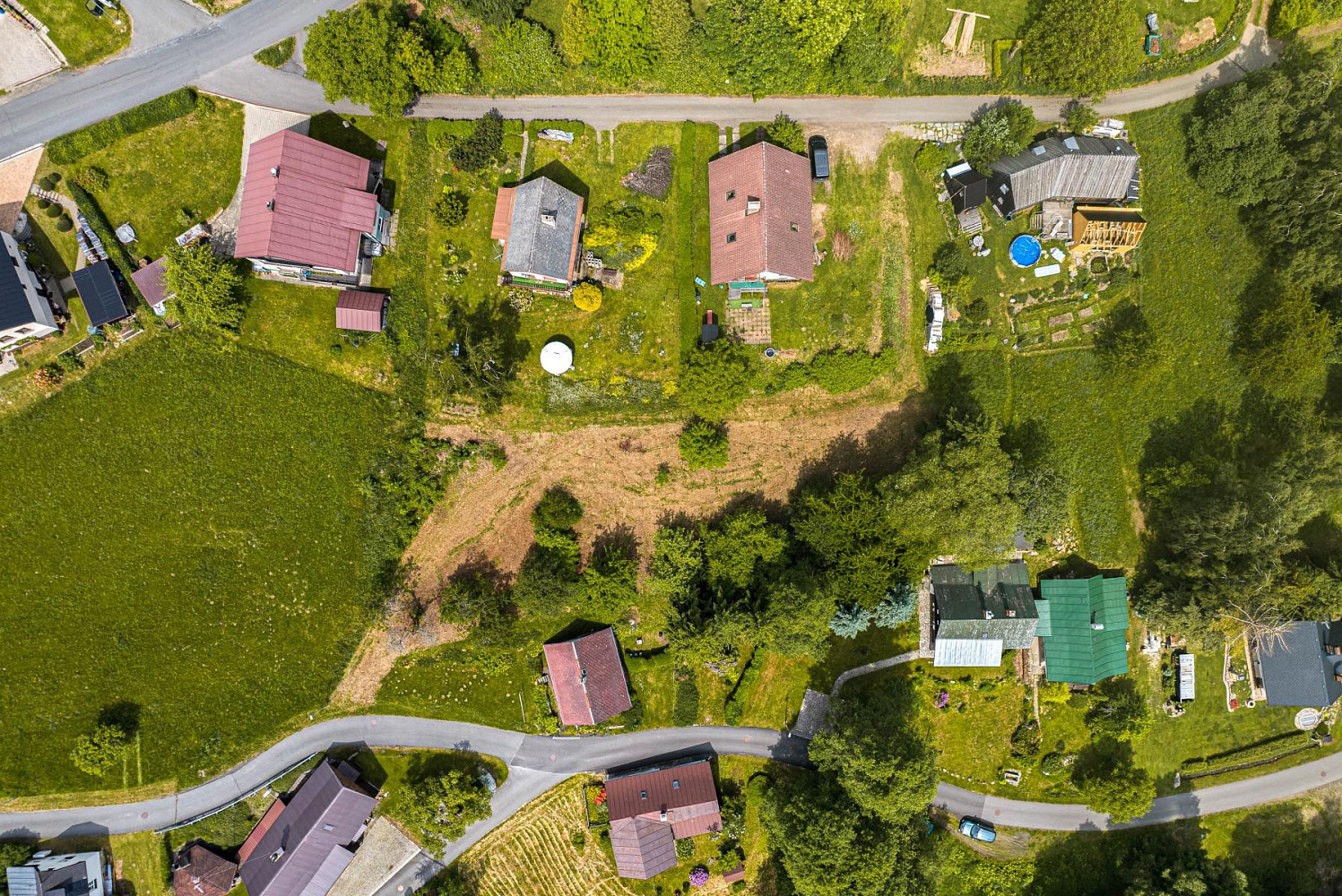 Prodej stavebního pozemku 1 785 m² – fotografie 3