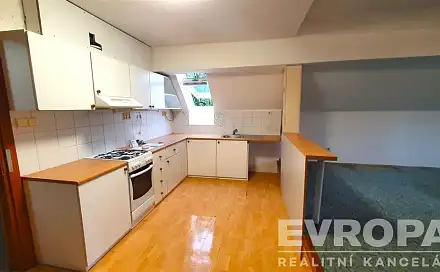 Pronájem bytu 2+kk 65 m², Jiřího Potůčka, Pardubice - Trnová