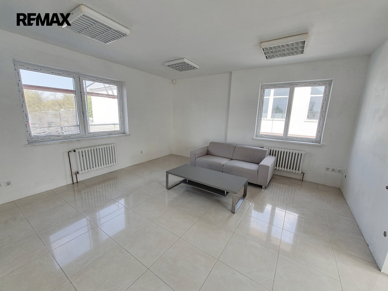 Pronájem kanceláře 82 m² — photo 5