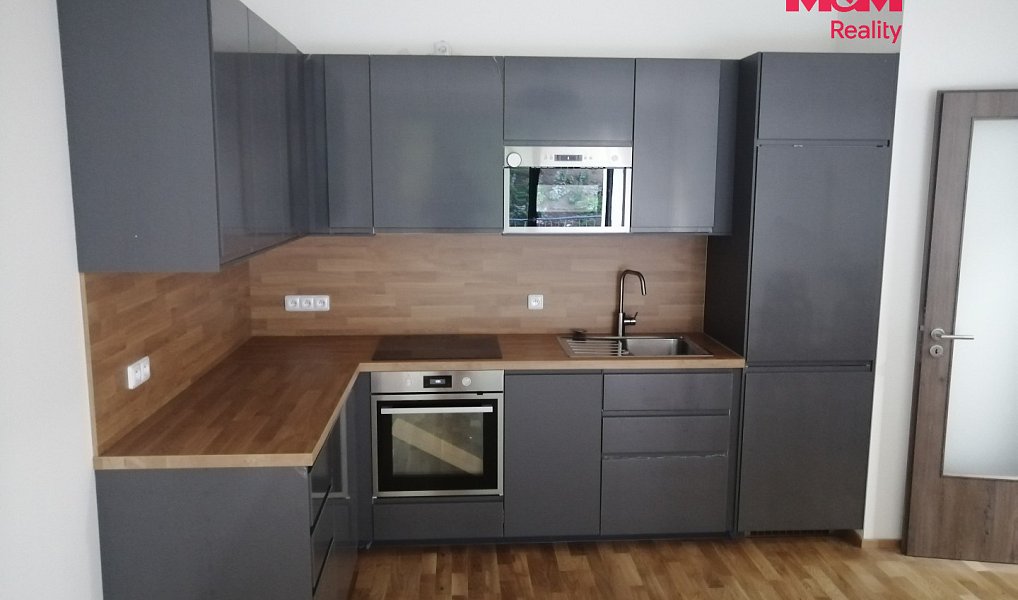 Pronájem bytu 2+kk 58 m², Praha – náhled fotky 2