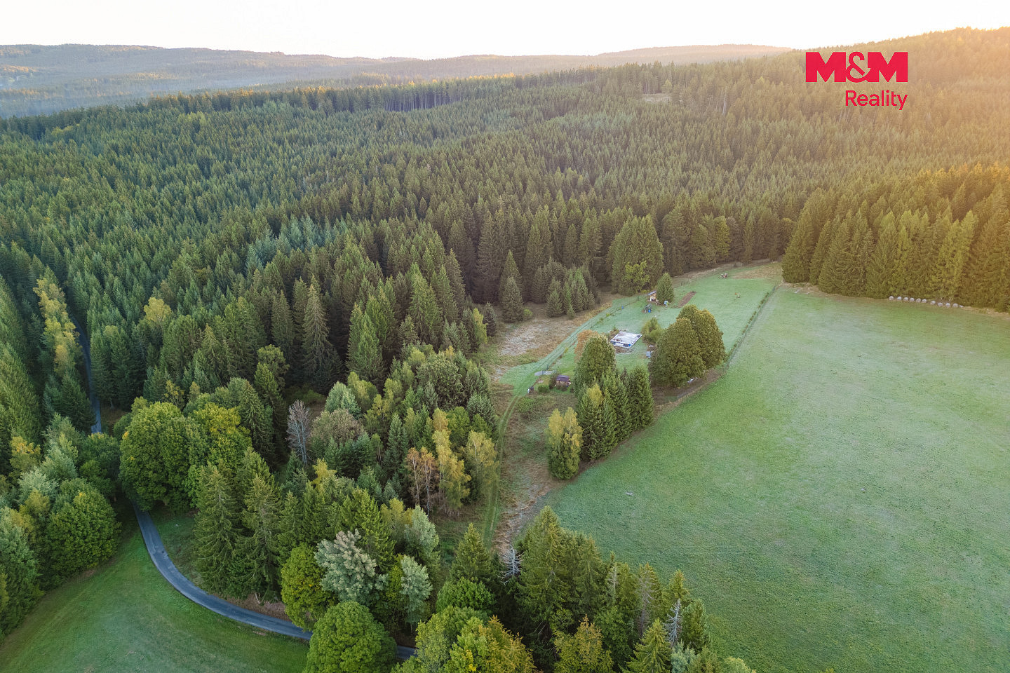 Prodej pozemku 1 204 m² – fotografie 5