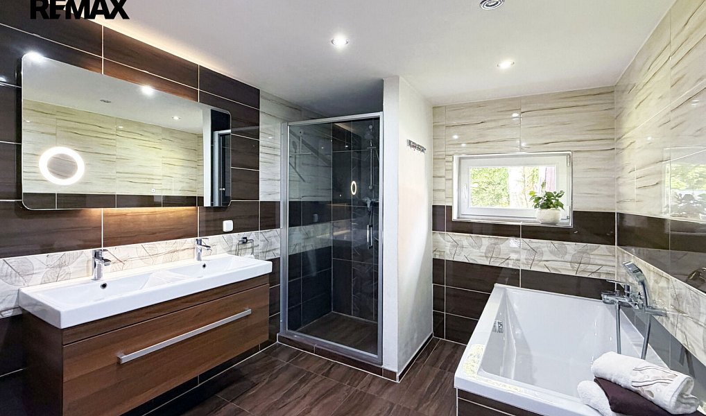 Prodej domu 197 m² s pozemkem 3 575 m², Nejdek – náhled fotky 3
