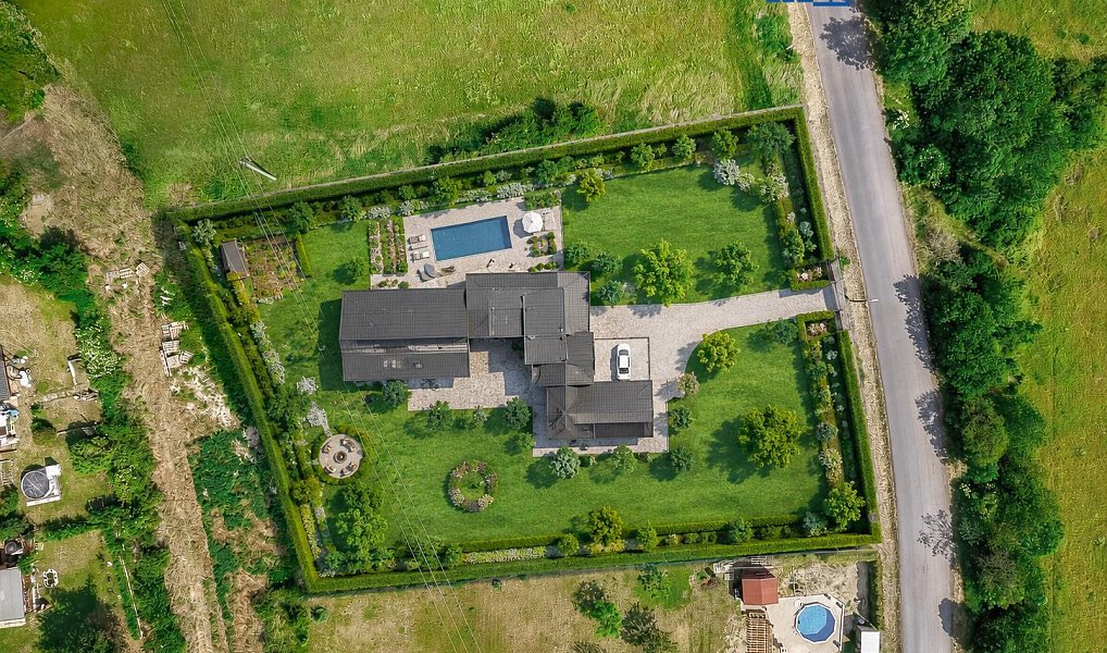 Prodej stavebního pozemku 3 430 m², Bystřany – náhled fotky 9