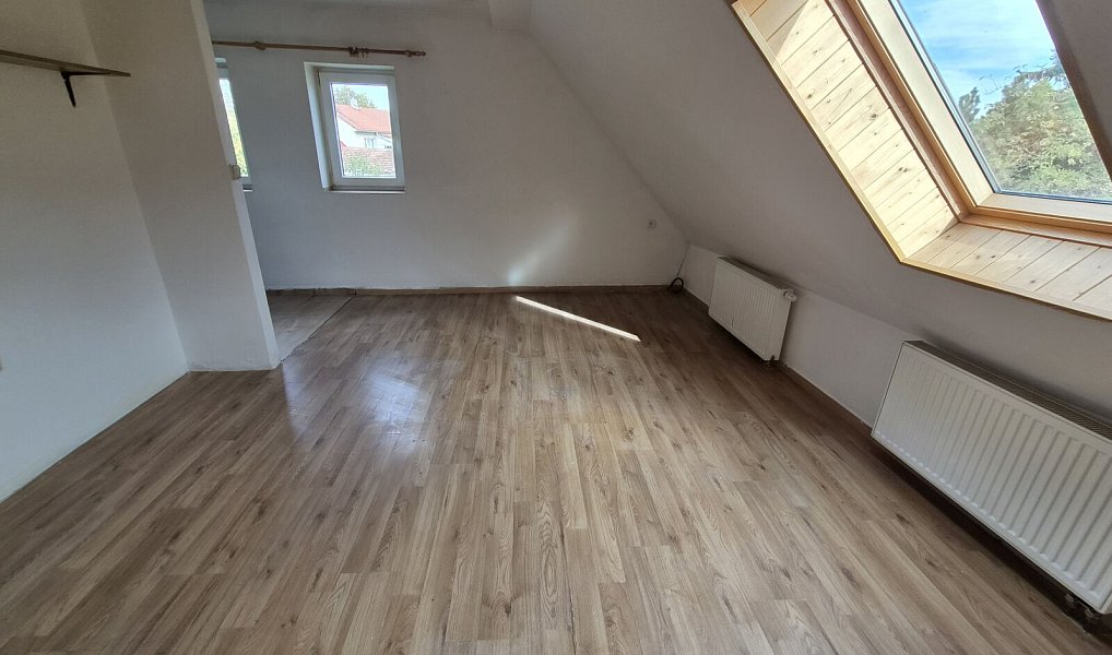 Prodej domu 180 m² s pozemkem 382 m², Stará Huť – náhled fotky 10