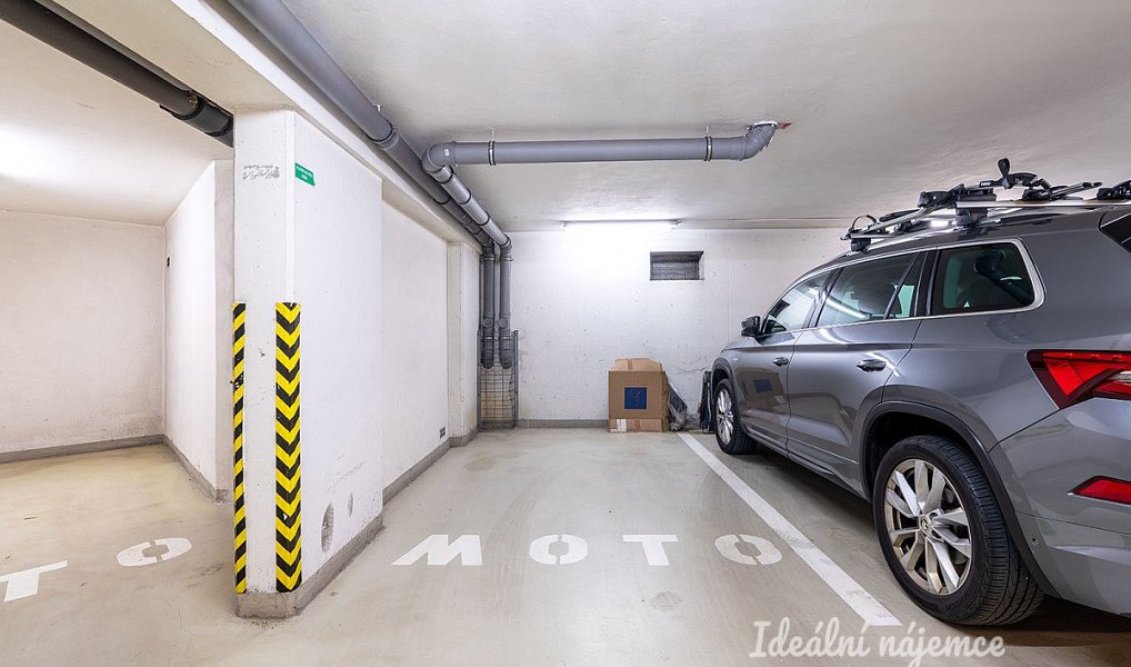 Pronájem bytu 1+kk 32 m², Praha – náhled fotky 3