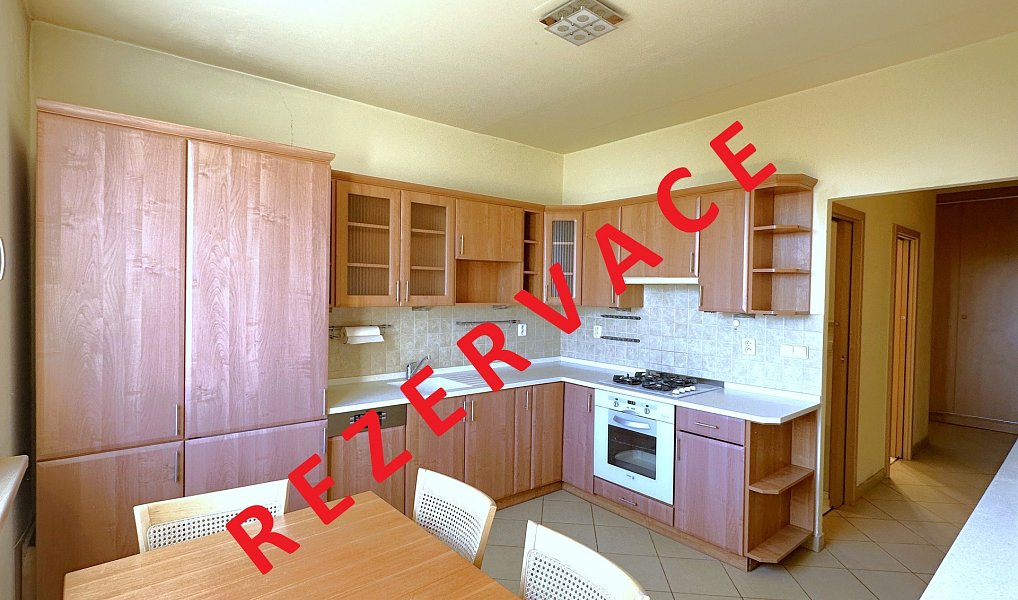 Prodej bytu 3+1 77 m², Lonkova, Pardubice – Polabiny