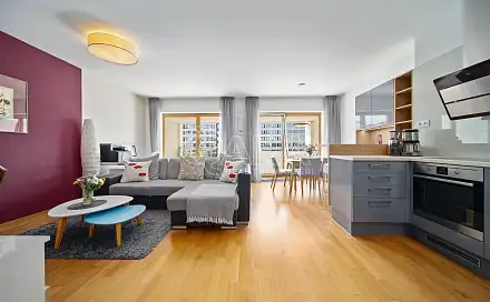Prodej bytu 3+kk 88 m², Za Karlínským přístavem, Praha 8 - Karlín