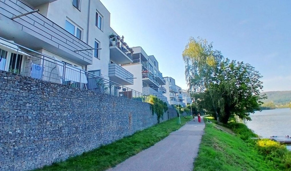 Pronájem bytu 1+kk 40 m², Beroun – náhled fotky 21