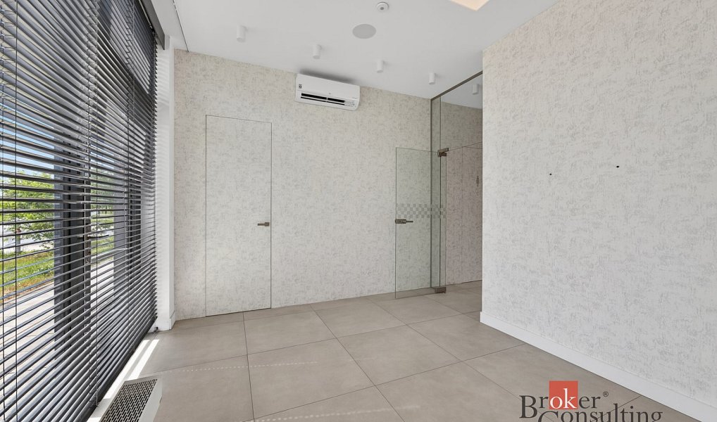 Prodej obchodních prostor 108 m², Plzeň – náhled fotky 17