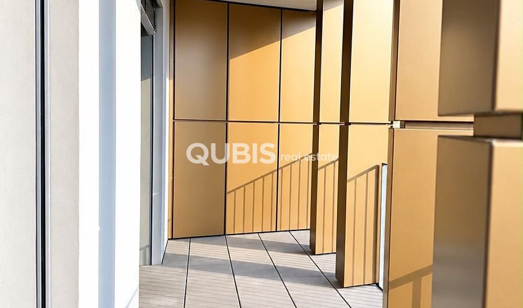 Pronájem bytu 2+kk 147 m², Praha – náhled fotky 9
