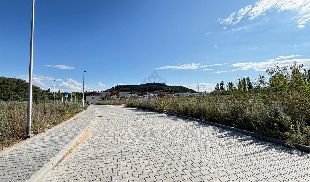 Prodej stavebního pozemku 721 m², Mikulov – náhled fotky 4