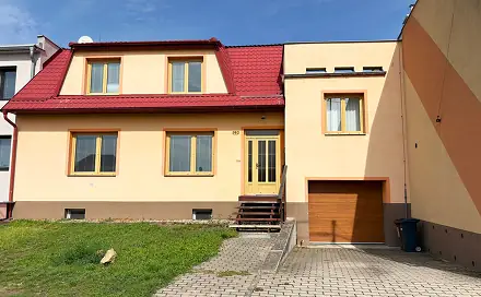 Prodej domu 260 m² s pozemkem 2 162 m², Ve Strhanci, Kunovice, okres Uherské Hradiště