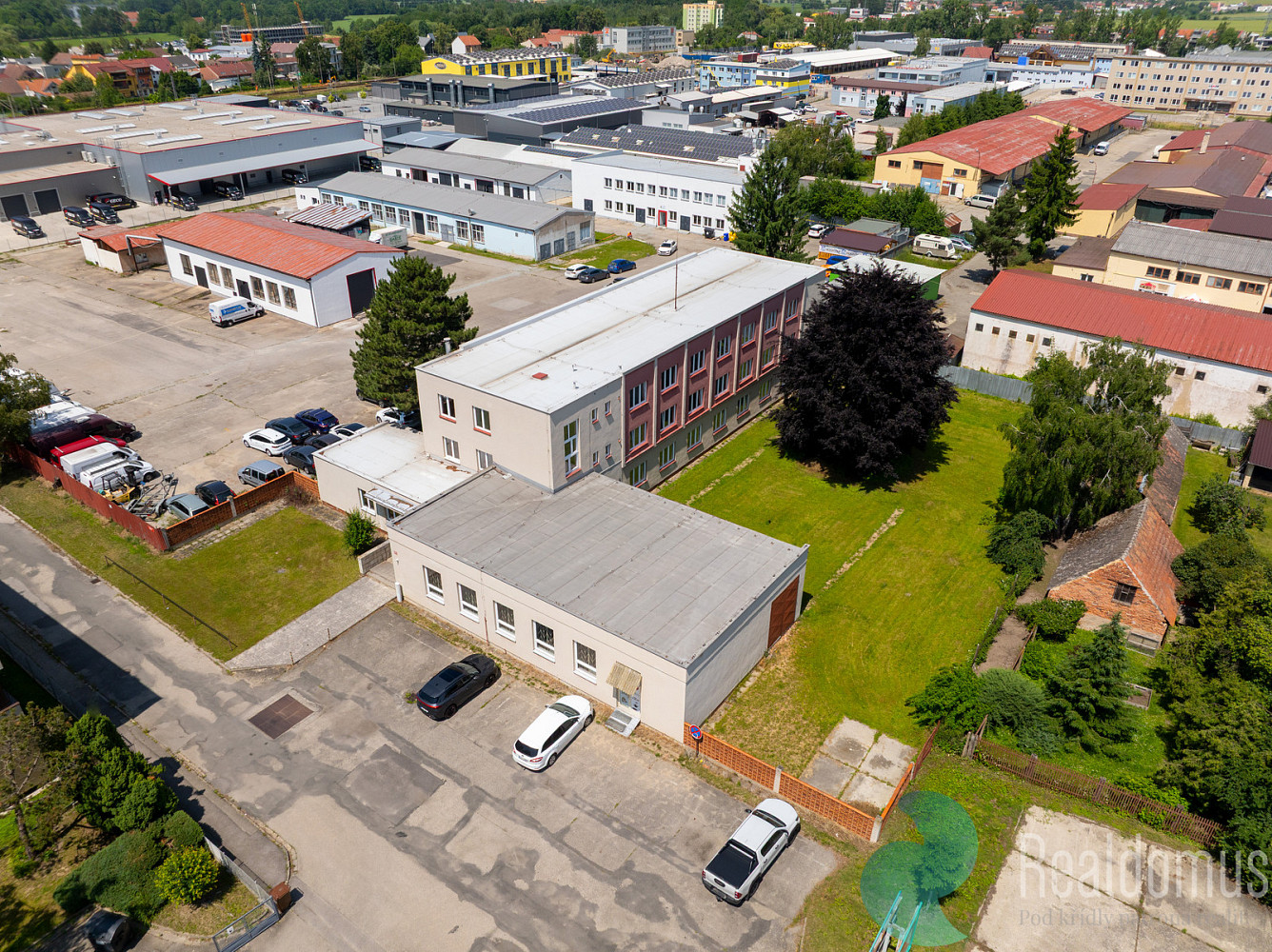 Pronájem kanceláře 1 260 m² — photo 3