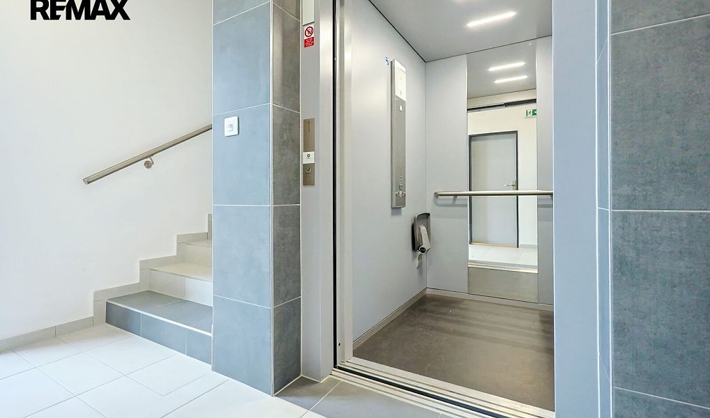 Pronájem bytu 2+kk 51 m², Plzeň – náhled fotky 24