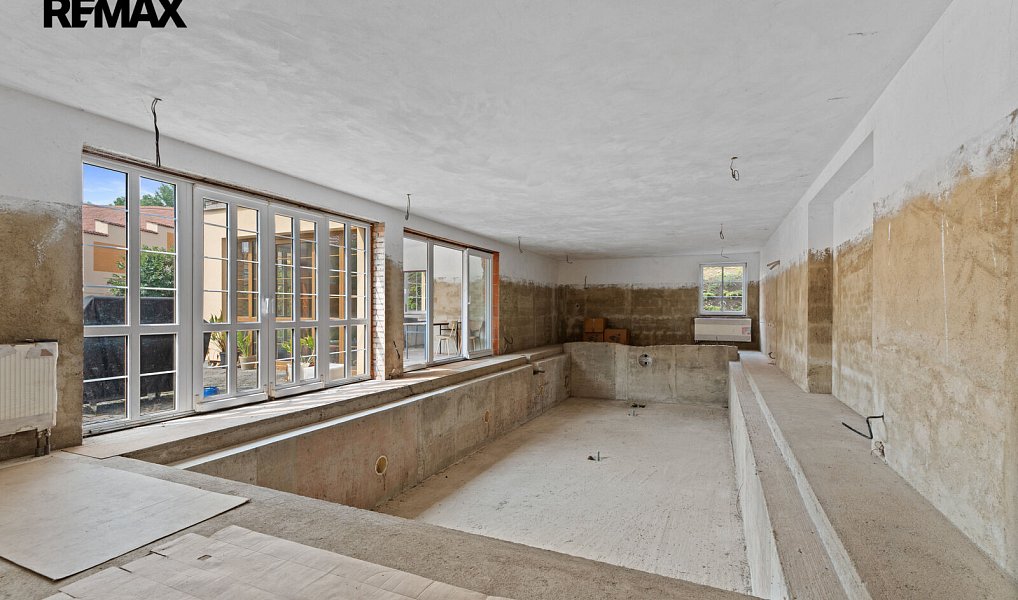 Prodej skladovacích prostor 1 050 m², Slatina – náhled fotky 43