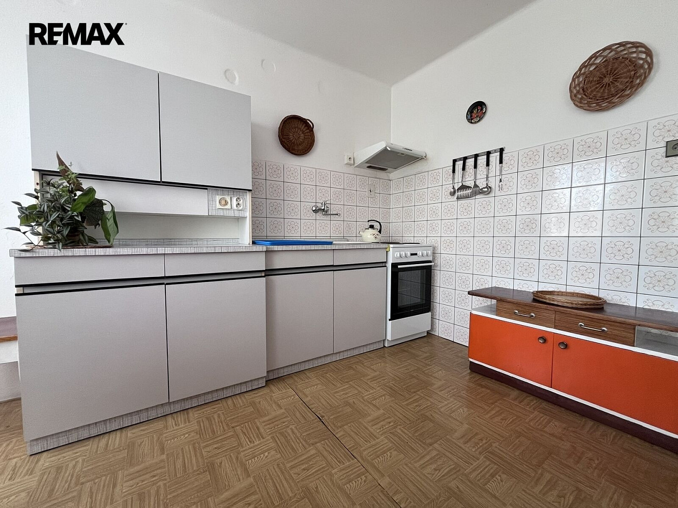 Prodej domu 350 m² s pozemkem 792 m² – fotografie 4