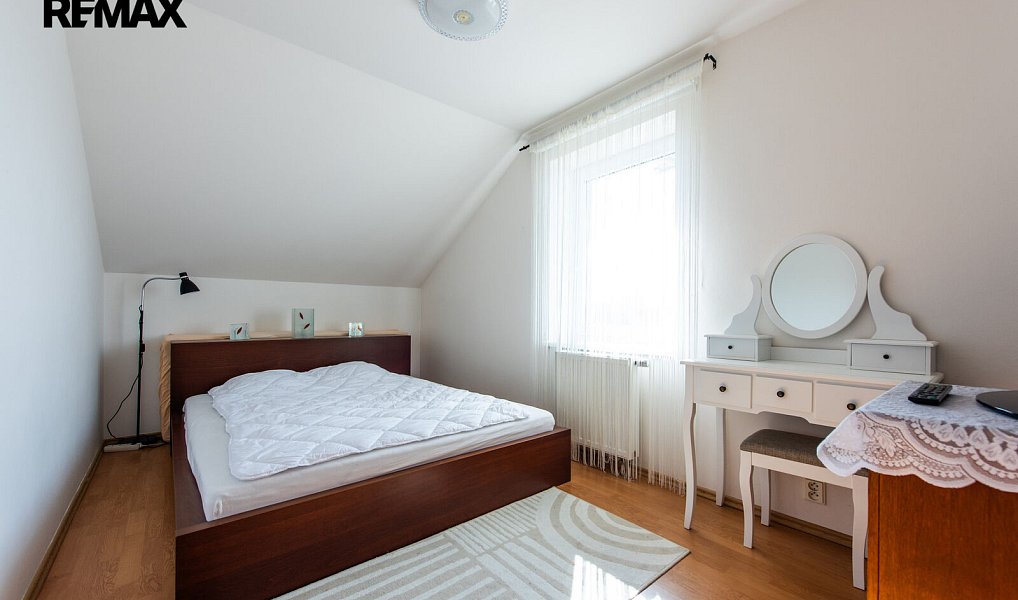 Prodej domu 209 m² s pozemkem 1 446 m², Bedihošť – náhled fotky 26