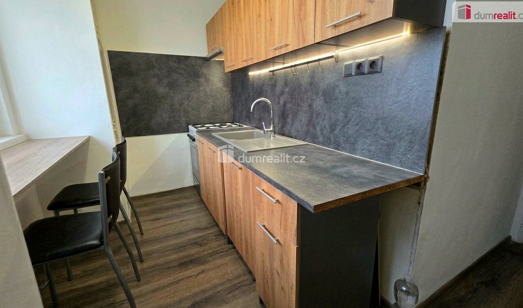 Pronájem bytu 3+1 61 m², Zlín – náhled fotky 6