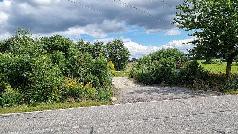 Prodej komerčního pozemku 23 400 m² – pohled 3